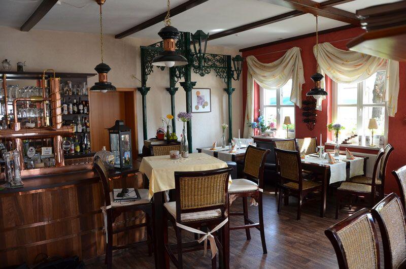 Der Thekenbereich unseres Restaurants im Fläming
